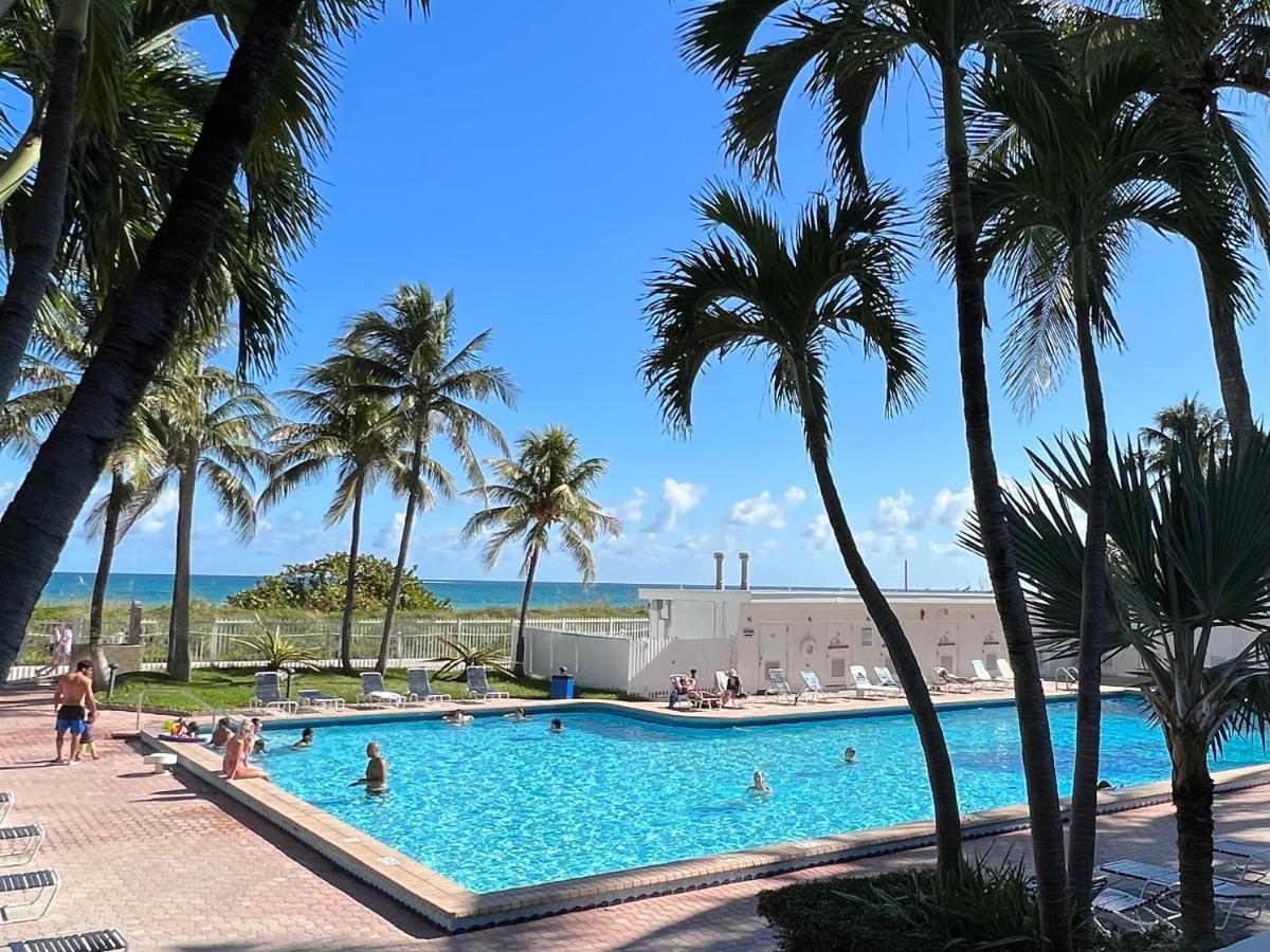 Beautiful Studio In A Seafront Condo Miami Beach Kültér fotó