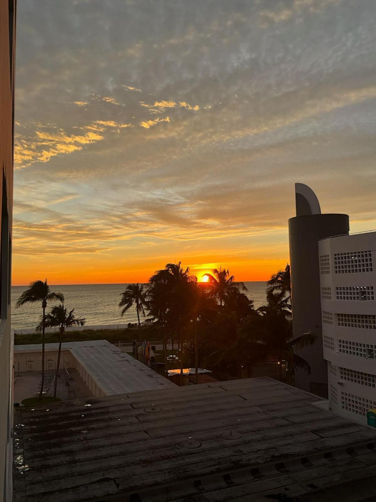 Beautiful Studio In A Seafront Condo Miami Beach Kültér fotó